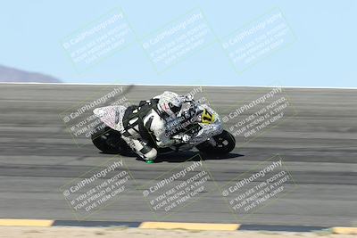 media/May-10-2025-Race Pace (Sat) [[db32fef2da]]/Vested/3-Bowl Set 1 (9am)/